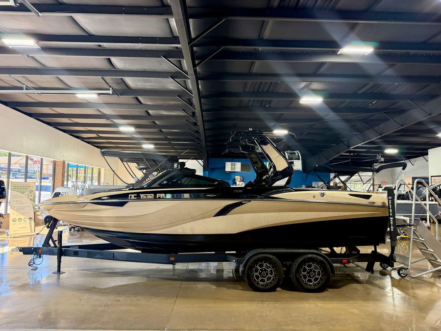 2022 Centurion FI23, photo 1 of 18